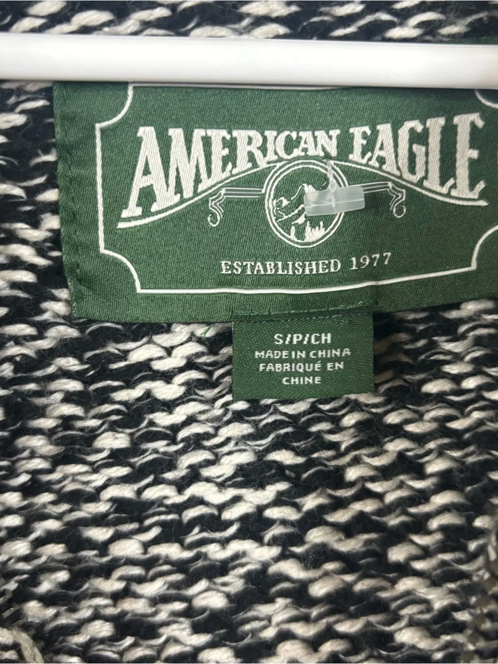 American Eagle Fair Isle Chunky Knit Sweater Sz S Cotton Warm Black White Red